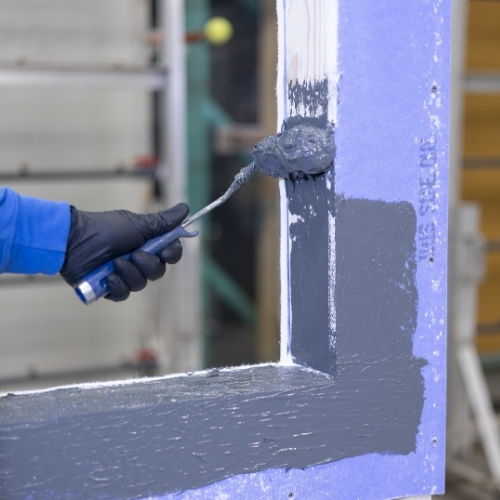 Application of ExoAir DualFlash on window opening corner